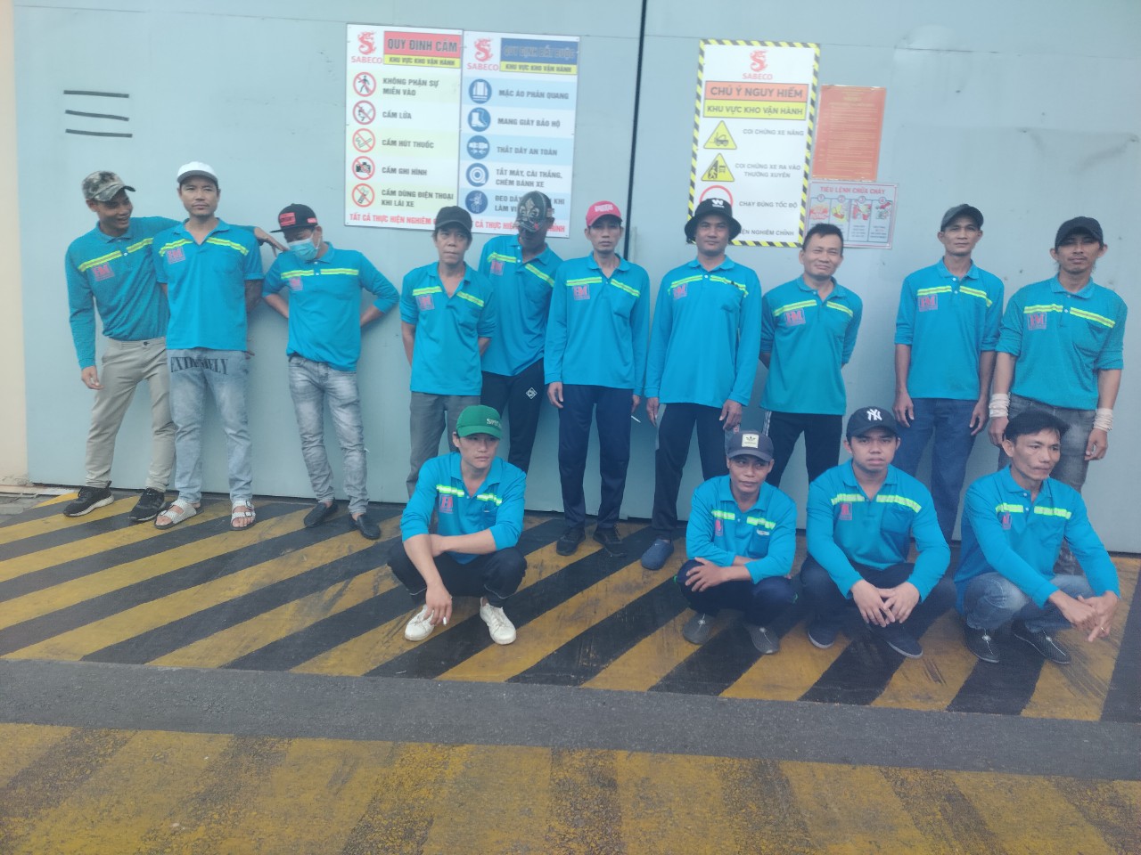 Công ty bốc xếp Vĩnh Cửu